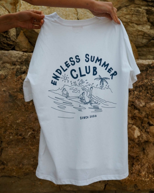 Endless Summer Club T-Shirt Ocean Blue Special Edition_abbildung_model_bildnr2