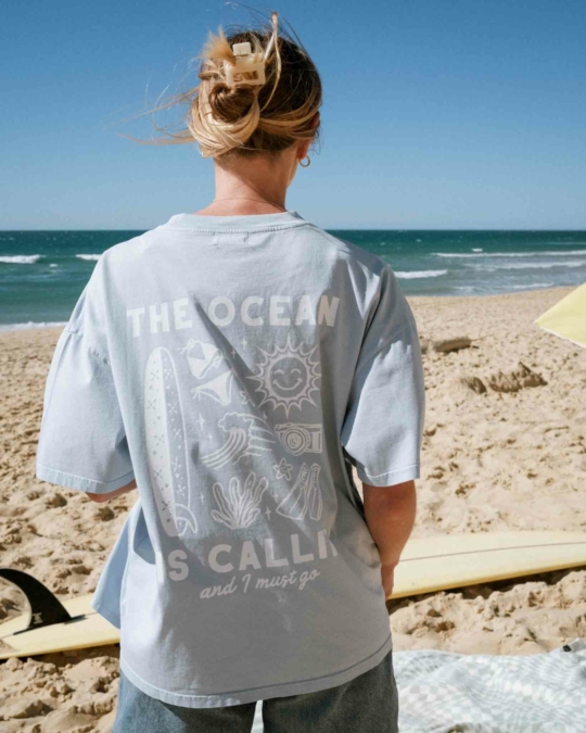 Ocean is Calling T-Shirt Hellblau_abbildung_model_bildnr1