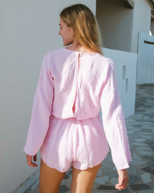Pinker Jumpsuit aus Leinen_abbildung_model_bildnr2