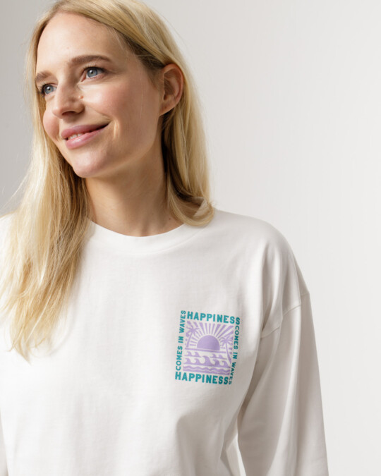 Happiness Longsleeve Unisex Off-White_abbildung_model_bildnr3