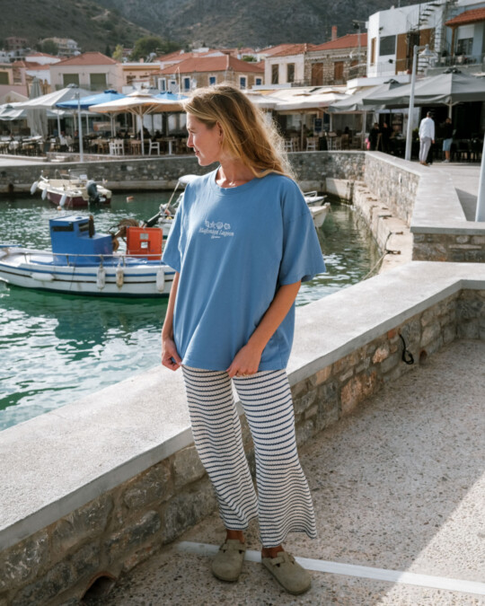 Elafonissi Lagoon T-Shirt Greek Blue_abbildung_model_bildnr2