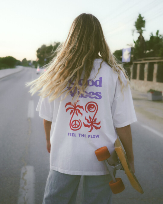 Feel the Flow T-Shirt Off-White_abbildung_model_bildnr0