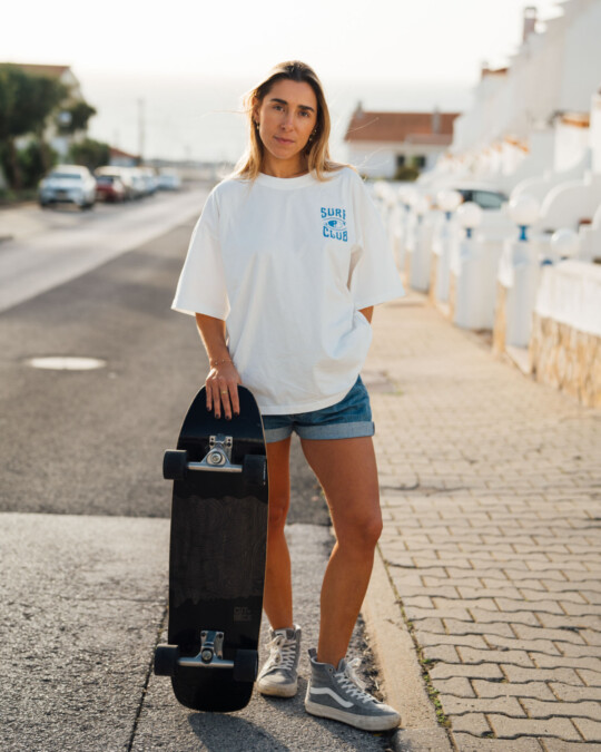 SurfClub T-Shirt Off-White_abbildung_model_bildnr1