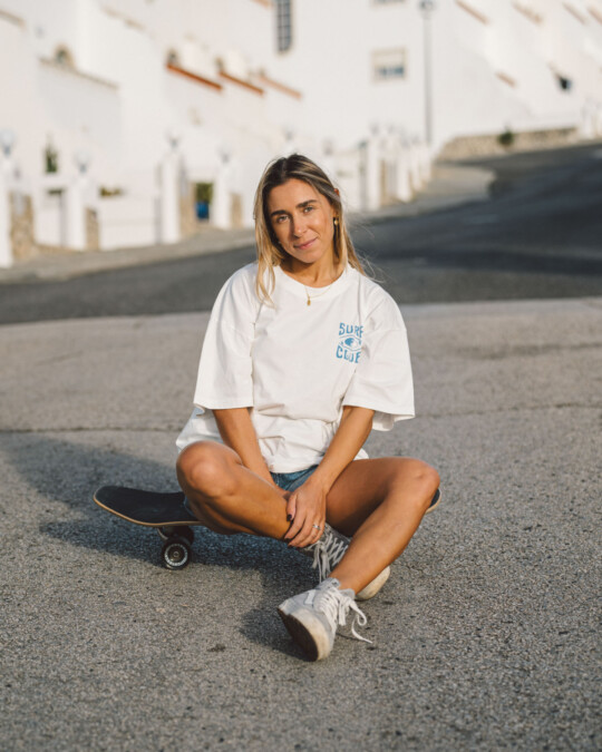 SurfClub T-Shirt Off-White_abbildung_model_bildnr3