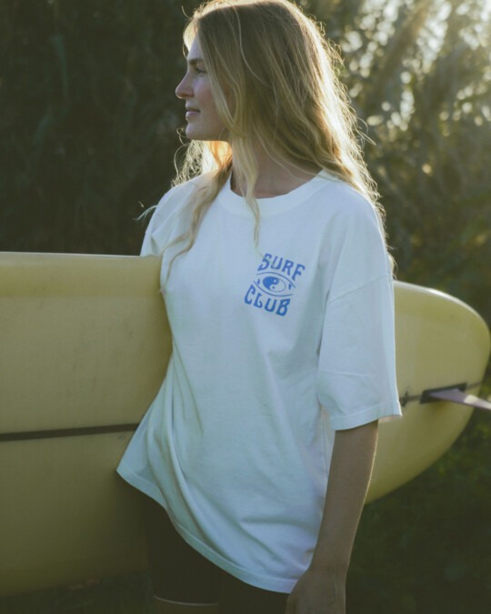 SurfClub T-Shirt Off-White_abbildung_model_bildnr8